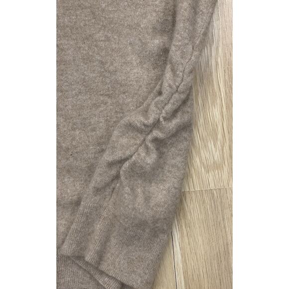 Quince Mongolian Cashmere Maternity V-Neck Sweater Medium Oatmeal Beige - Picture 3 of 9